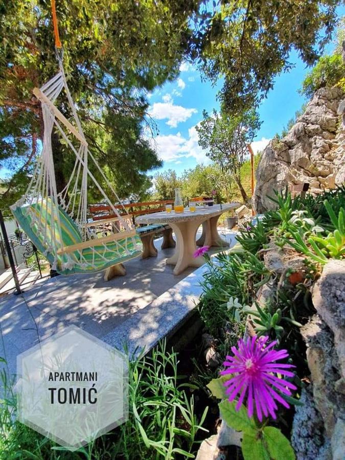 Tomic 2 *